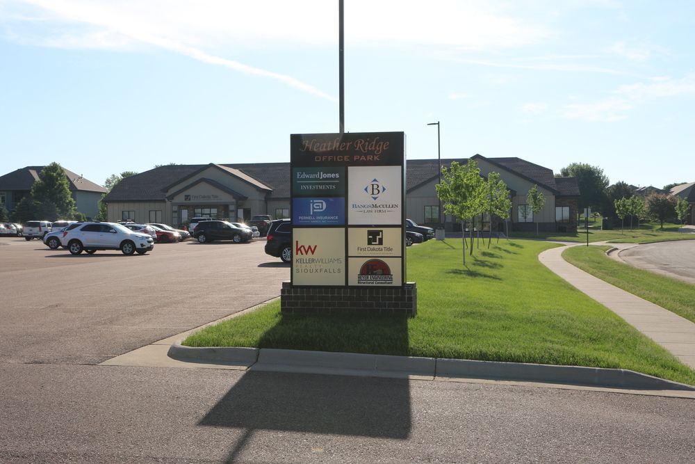 Heather Ridge Office Park: 6330 S Western Ave, Sioux Falls, SD 57108